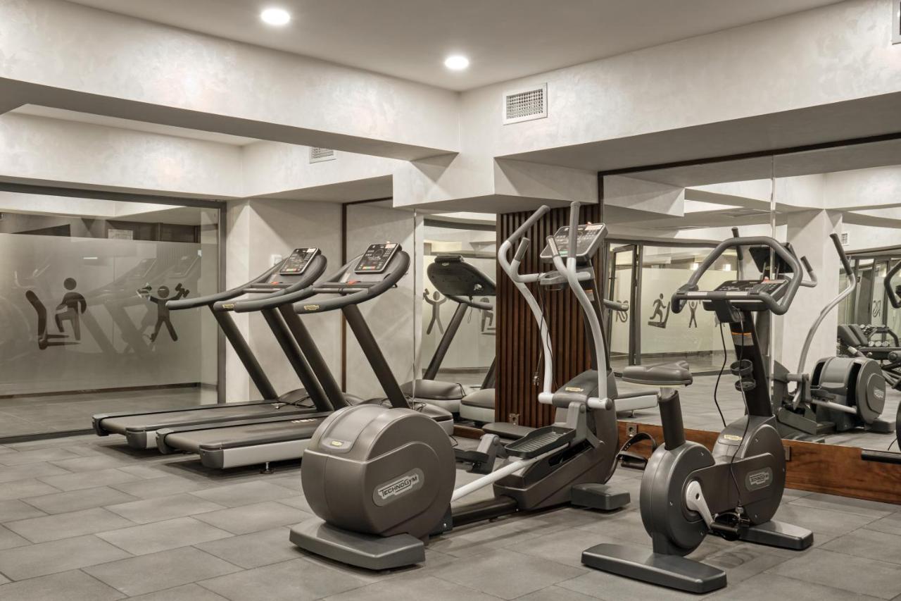 Wyndham Garden Tashkent Otel Dış mekan fotoğraf