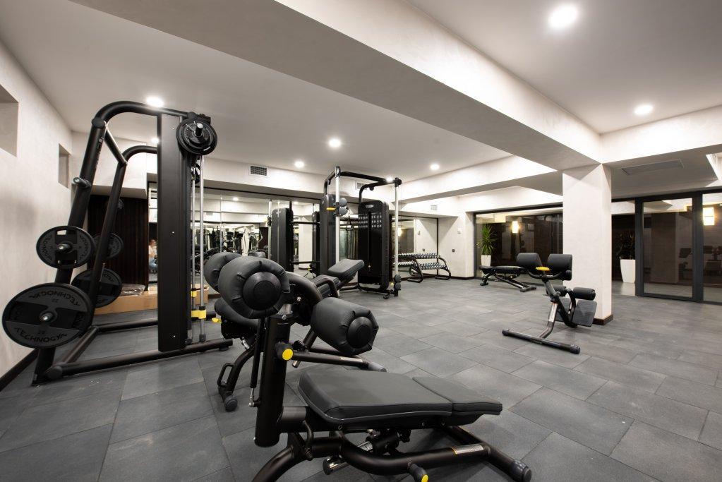 Wyndham Garden Tashkent Otel Dış mekan fotoğraf