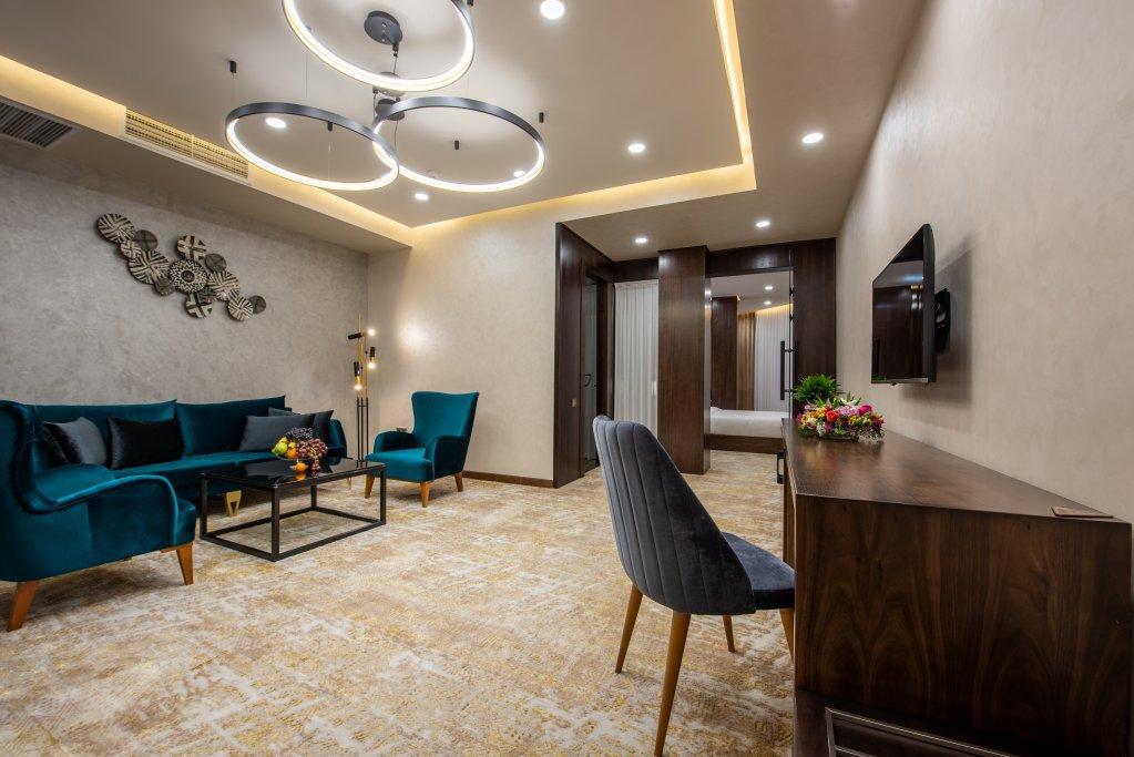 Wyndham Garden Tashkent Otel Dış mekan fotoğraf