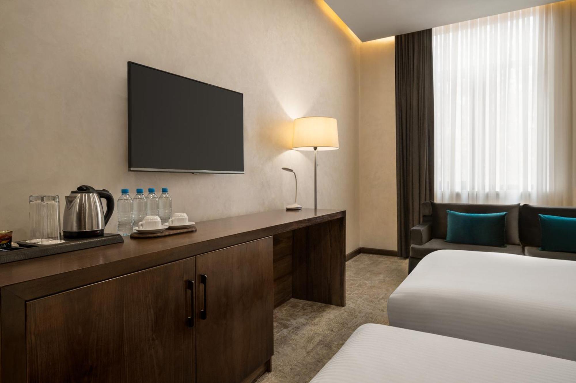 Wyndham Garden Tashkent Otel Dış mekan fotoğraf