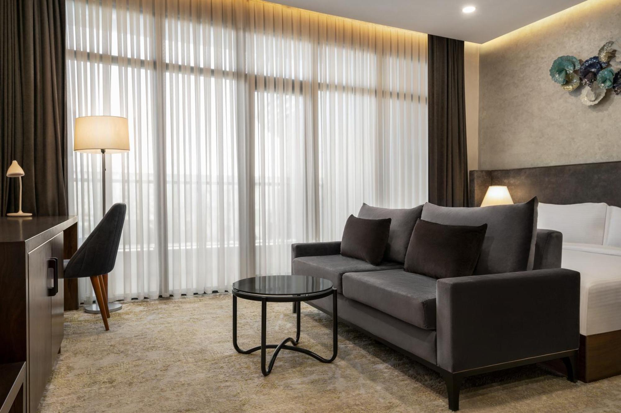 Wyndham Garden Tashkent Otel Dış mekan fotoğraf