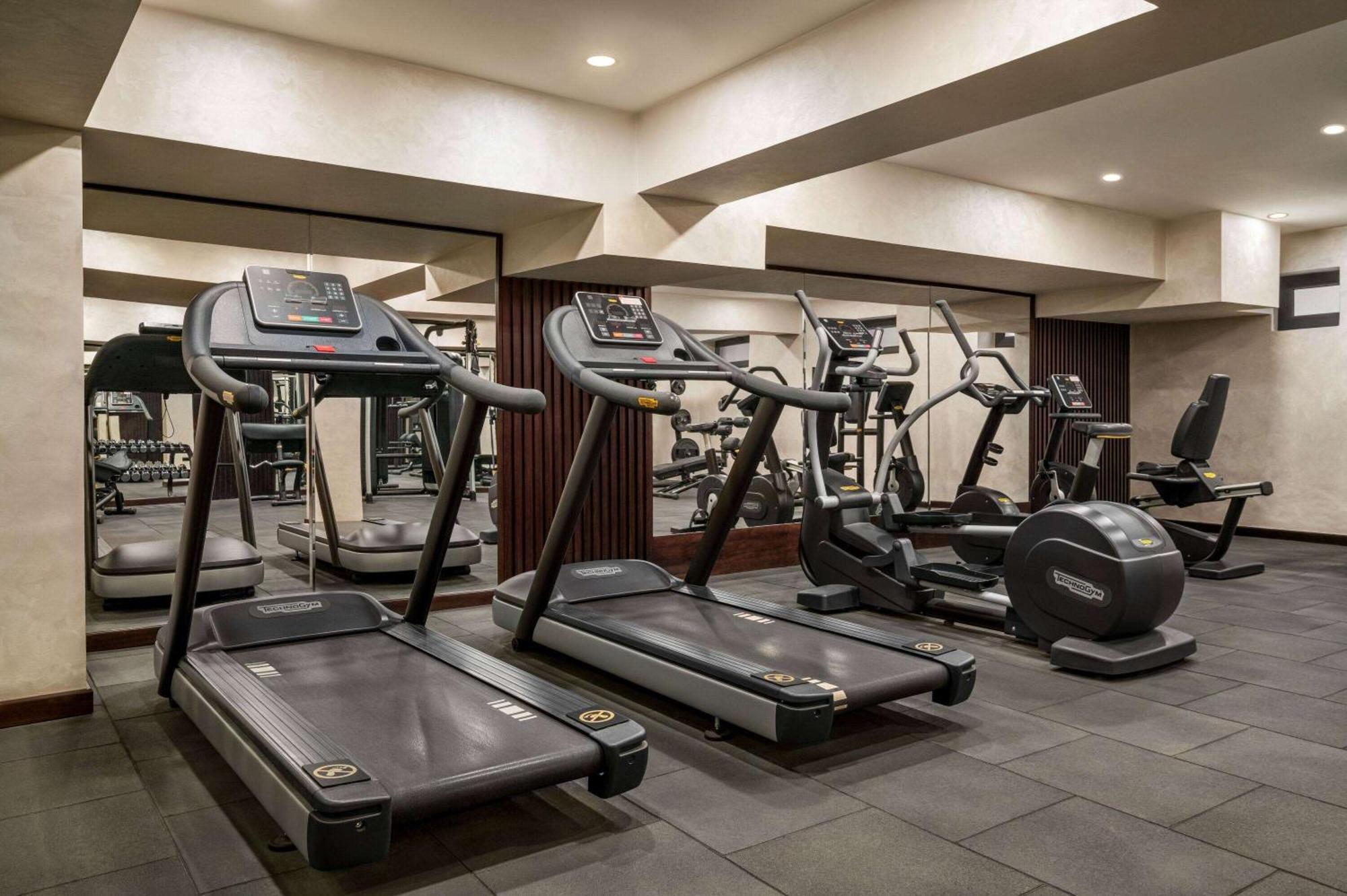 Wyndham Garden Tashkent Otel Dış mekan fotoğraf