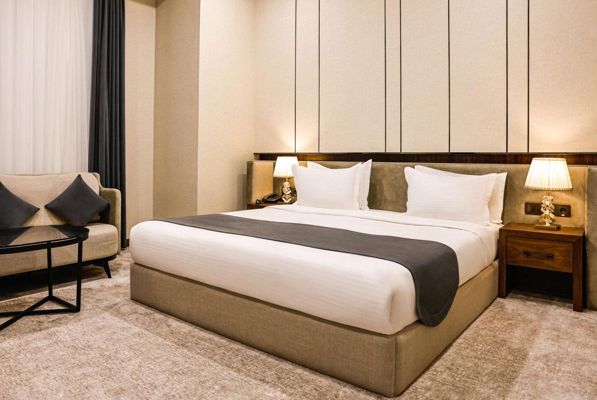 Wyndham Garden Tashkent Otel Dış mekan fotoğraf